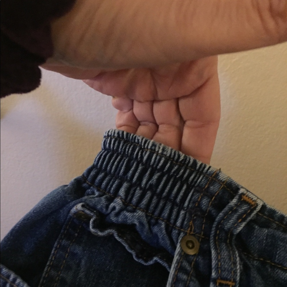 Woman’s Jeans - Picture 3 of 4